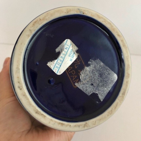 VASE COBALT BLUE INTERPUR PEACOCK VASE GOLD TRIM MADE IN JAPAN 10.75 " TALL - Picture 7 of 7